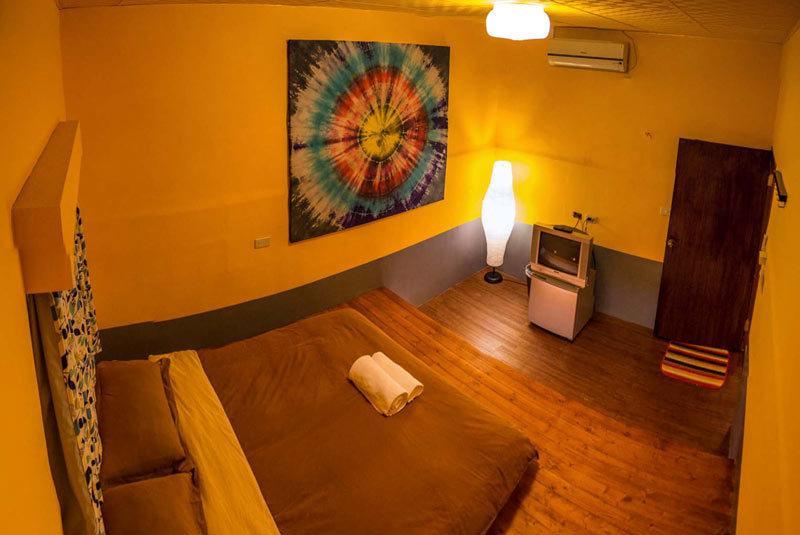 Rainbow Wave Surfing Hostel Heng-ch'un Habitación foto